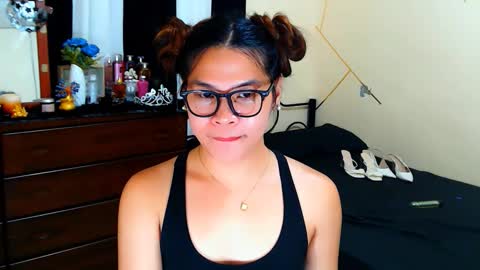 KIRA online show from 22, 3, 2026