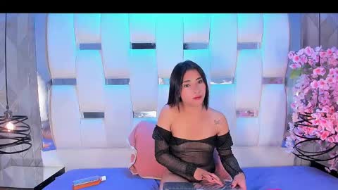 Snapshot of kira_bloom2 chatting on 6, 6, 2026 online show from 6, 6, 2026