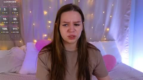 Kira Briis online show from 6, 4, 2026