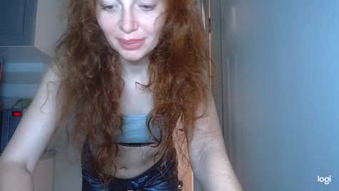Snapshot of kira_foxy_ chatting on 3, 12, 2024 Kira online show from 3, 12, 2024
