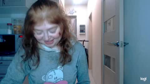 Snapshot of kira_foxy_ chatting on 10, 4, 2026 Kira online show from 10, 4, 2026