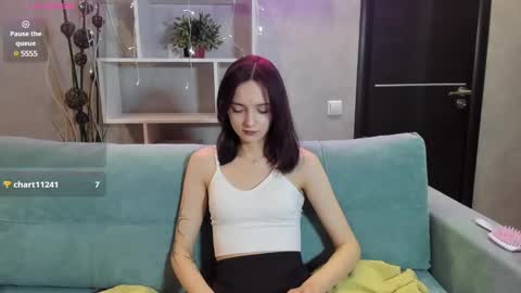 Snapshot of kira_kelly chatting on 20, 12, 2024 Kira GMT2 Mon 3-9 AM Tue 3-9 AM Wed 3-9 AM Sat 3-9 AM Sun 3-9 AM. online show from 20, 12, 2024