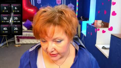 Kira Kennet online show from 8, 4, 2026