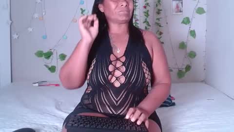 kira-squir online show from 14, 9, 2025