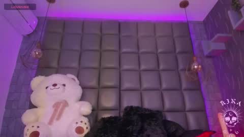 Snapshot of kira_vance chatting on 21, 3, 2026 Kira online show from 21, 3, 2026