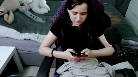 Snapshot of kira_yammy chatting on 25, 1, 2025 Kira  follow me  online show from 25, 1, 2025