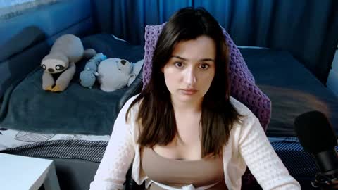 Snapshot of kira_yammy chatting on 6, 2, 2025 Kira  follow me  online show from 6, 2, 2025