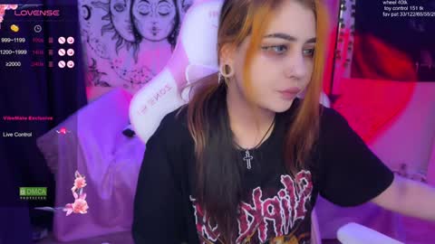 kira_yung online show from 4, 2, 2025