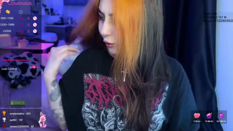 kira_yung online show from 8, 2, 2025