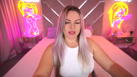 Kira online show from 28, 10, 2025