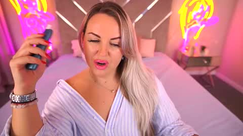 Kira online show from 10, 11, 2025