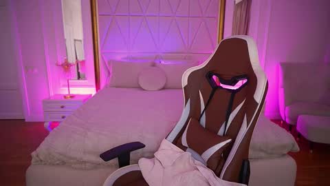 Snapshot of kiracandys chatting on 8, 2, 2026 Kira online show from 8, 2, 2026