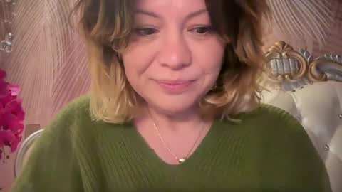 KiraDivine online show from 9, 2, 2026