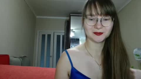 KiraGoldens online show from 21, 10, 2025