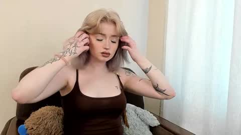 kirameowcam online show from 30, 5, 2026