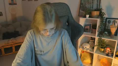 Snapshot of kiramontoyaa chatting on 2, 3, 2025 Kira online show from 2, 3, 2025