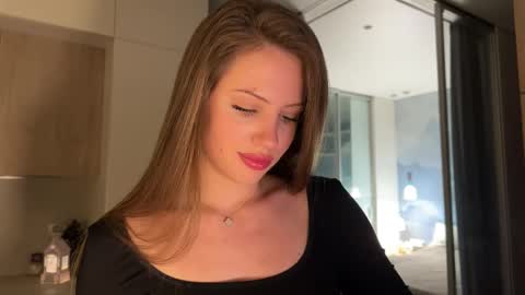 Snapshot of kiramystery chatting on 2, 3, 2026 Kira online show from 2, 3, 2026