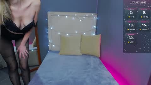 KiraNigt online show from 23, 1, 2025