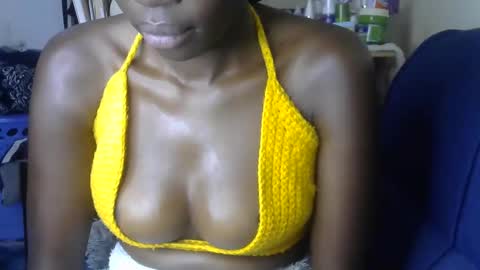 Snapshot of kiranoir1 chatting on 15, 9, 2025 Kira online show from 15, 9, 2025