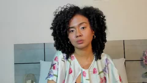 Snapshot of kiraspell chatting on 3, 8, 2026 kiraspell online show from 3, 8, 2026