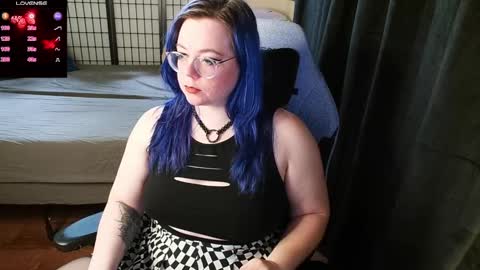Snapshot of kiraspitqueen chatting on 17, 1, 2025 KiraSpitQueen online show from 17, 1, 2025