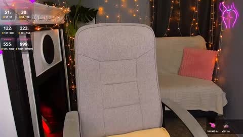 kiraxmoon online show from 13, 12, 2024