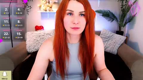 kiraxmoon online show from 10, 2, 2025