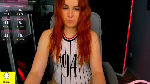 kiraxmoon online show from 24, 2, 2025