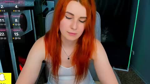 kiraxmoon online show from 8, 3, 2025