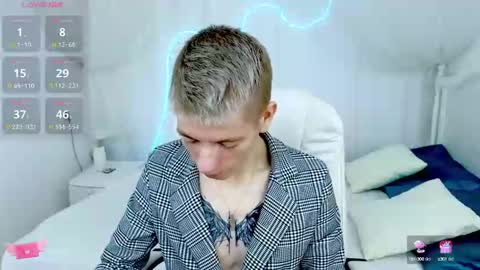 Snapshot of kireev_ chatting on 1, 12, 2024 online show from 1, 12, 2024