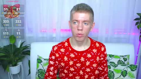 Snapshot of kireev_ chatting on 5, 12, 2024 online show from 5, 12, 2024