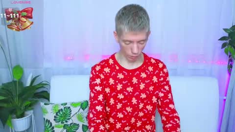 Snapshot of kireev_ chatting on 5, 12, 2024 online show from 5, 12, 2024