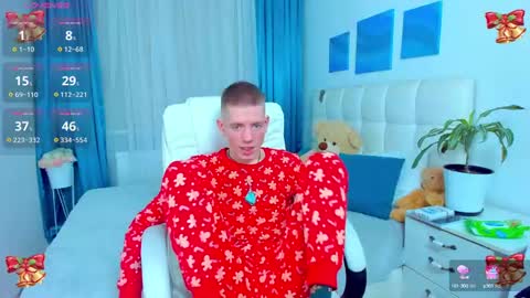 Snapshot of kireev_ chatting on 8, 12, 2024 online show from 8, 12, 2024