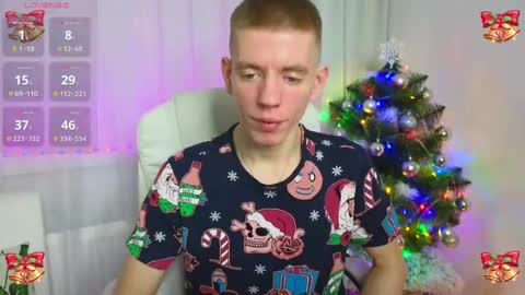 Snapshot of kireev_ chatting on 14, 12, 2024 online show from 14, 12, 2024