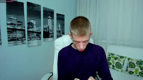 Snapshot of kireev_ chatting on 24, 12, 2024 online show from 24, 12, 2024
