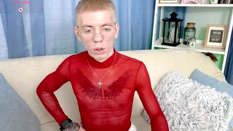 Snapshot of kireev_ chatting on 3, 1, 2025 online show from 3, 1, 2025