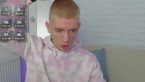 Snapshot of kireev_ chatting on 12, 1, 2025 online show from 12, 1, 2025