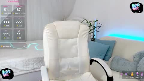 Snapshot of kireev_ chatting on 3, 2, 2025 online show from 3, 2, 2025