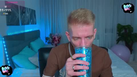 Snapshot of kireev_ chatting on 5, 2, 2025 online show from 5, 2, 2025