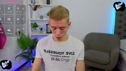 Snapshot of kireev_ chatting on 15, 2, 2025 online show from 15, 2, 2025