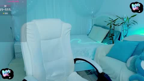 Snapshot of kireev_ chatting on 19, 2, 2025 online show from 19, 2, 2025