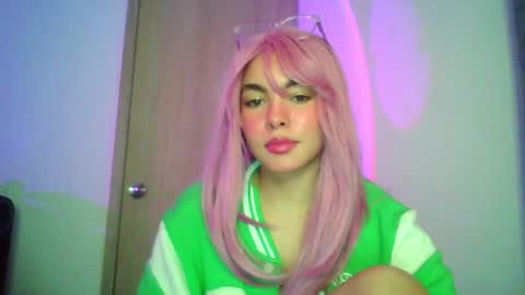 Snapshot of kiri_cute chatting on 7, 11, 2025 Kiri online show from 7, 11, 2025