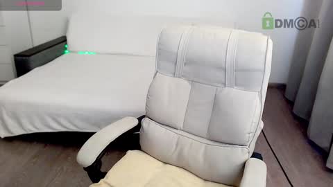 Kiri online show from 8, 12, 2024