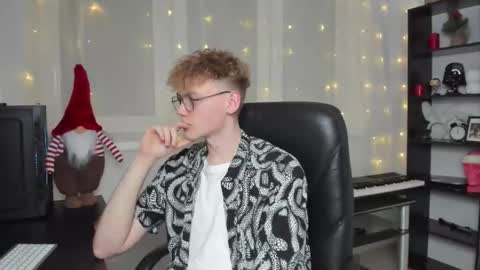 Snapshot of kirill_20_cm chatting on 24, 12, 2024 Kirill and Andrey online show from 24, 12, 2024