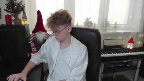 Snapshot of kirill_20_cm chatting on 25, 12, 2024 Kirill and Andrey online show from 25, 12, 2024