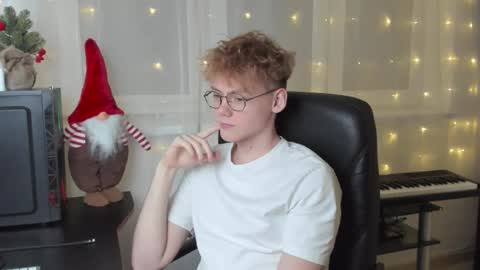 Snapshot of kirill_20_cm chatting on 29, 12, 2024 Kirill and Andrey online show from 29, 12, 2024