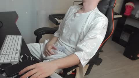Snapshot of kirill_20_cm chatting on 22, 1, 2025 Kirill and Andrey online show from 22, 1, 2025
