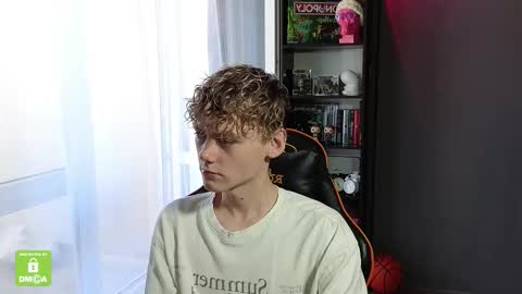 Snapshot of kirill_20_cm chatting on 24, 9, 2025 Kirill and Andrey online show from 24, 9, 2025