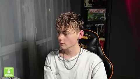 Snapshot of kirill_20_cm chatting on 3, 10, 2025 Kirill and Andrey online show from 3, 10, 2025