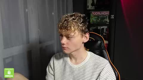 Snapshot of kirill_20_cm chatting on 6, 10, 2025 Kirill and Andrey online show from 6, 10, 2025
